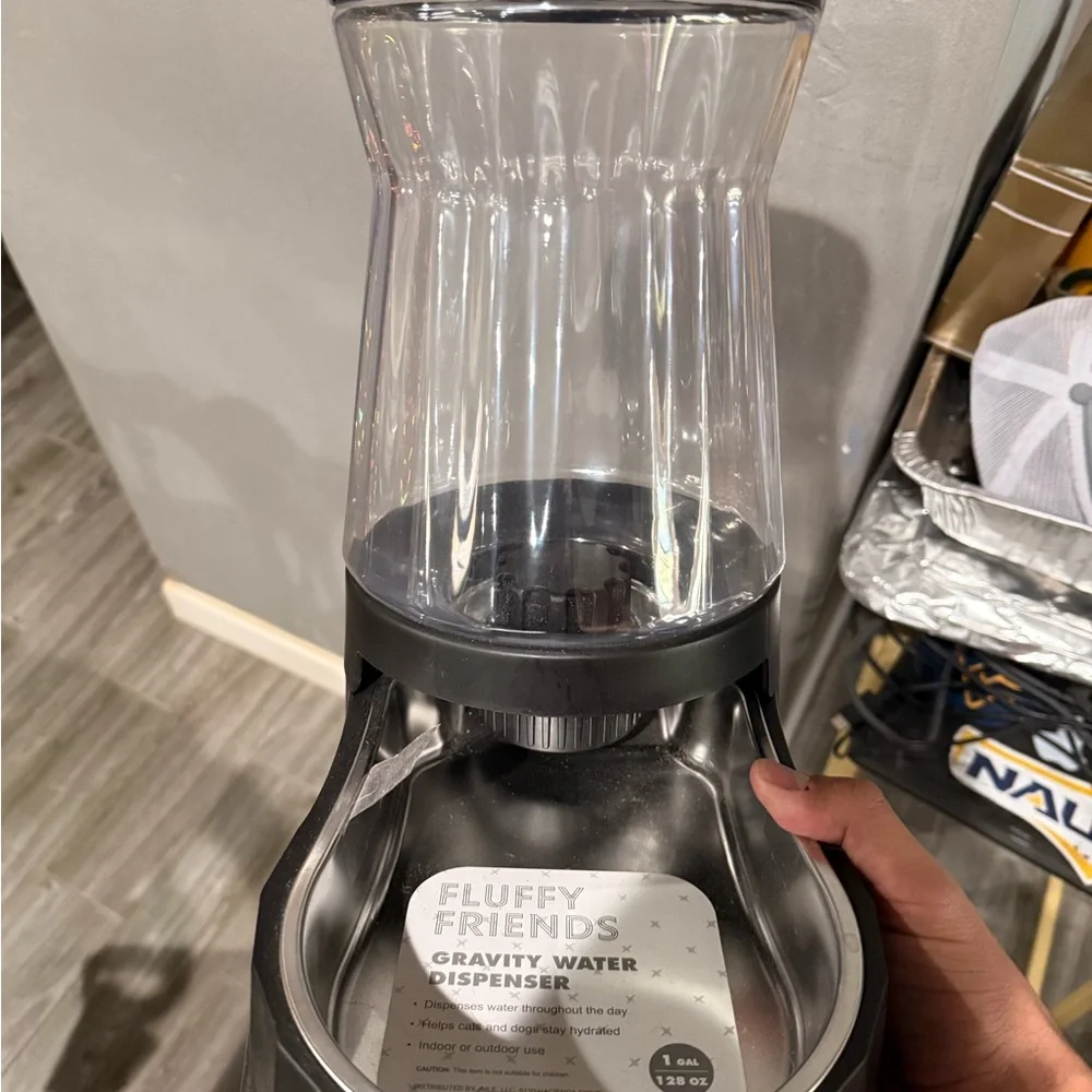 Automatic Pet water feeder with Black Base